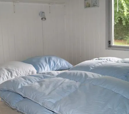 Ferienhaus Three-bedroom Holiday In 17 *