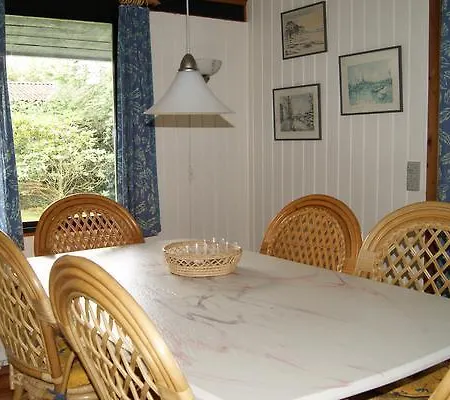 Three-bedroom Holiday In 17 Ferienhaus *